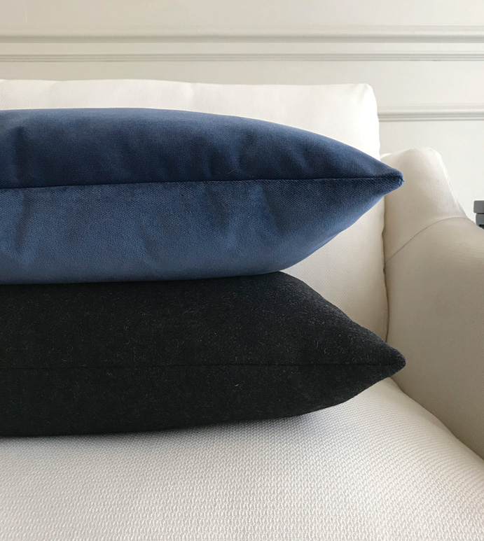 Vincent Textured Decorative Pillow In Carbon