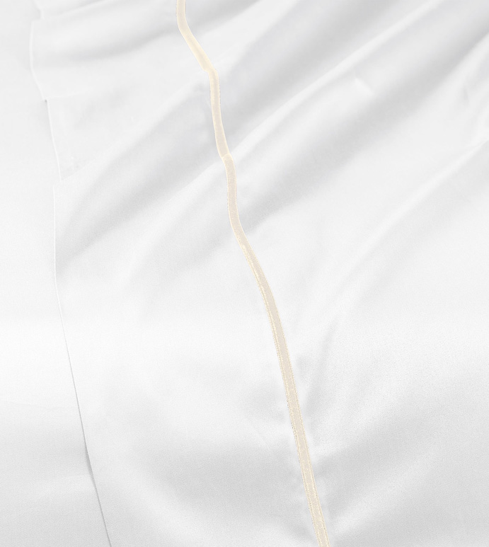 Linea Velvet Ribbon Flat Sheet In White & Ecru