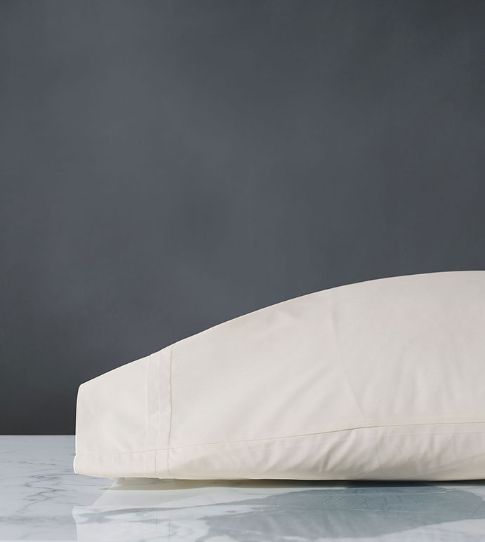 Vail Percale Pillowcase In Ivory