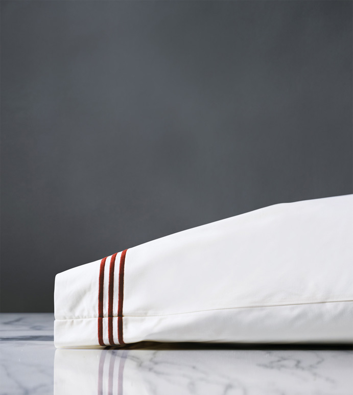 Tessa White/Shiraz Pillowcase