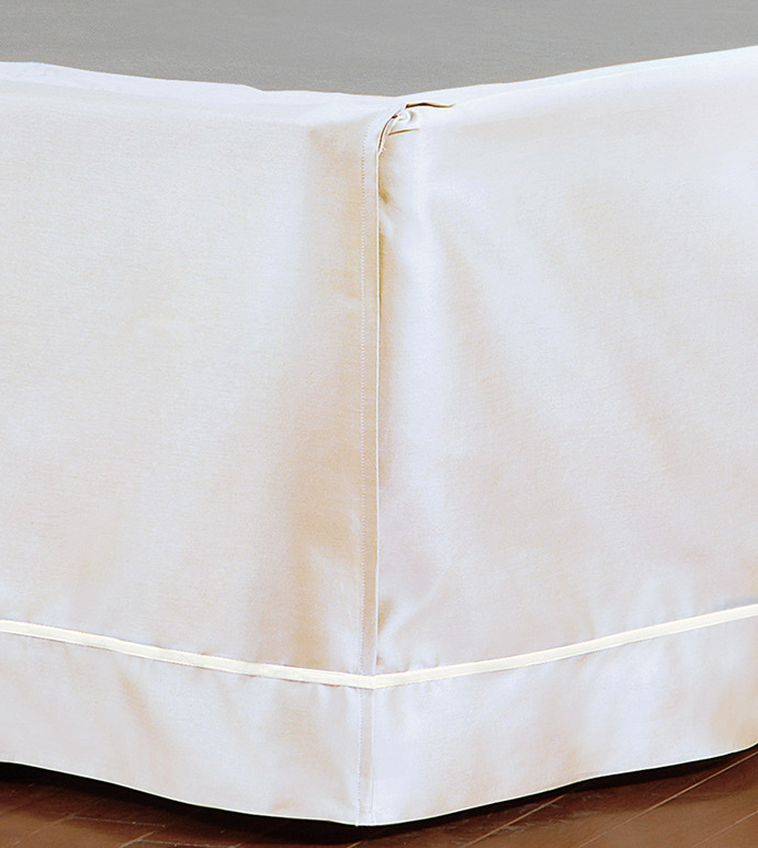Linea Velvet Ribbon Bed Skirt In Ivory & White