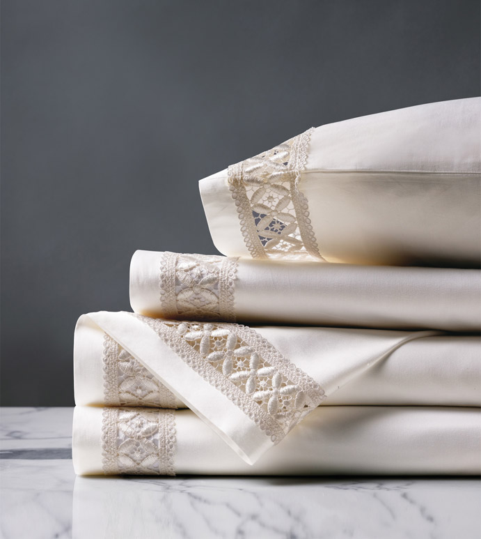 Juliet Lace Sheet Set in Ivory/Ivory