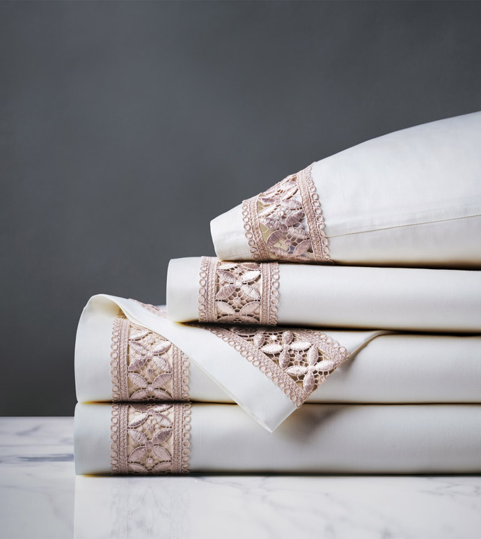 Juliet Lace Sheet Set in White/Fawn