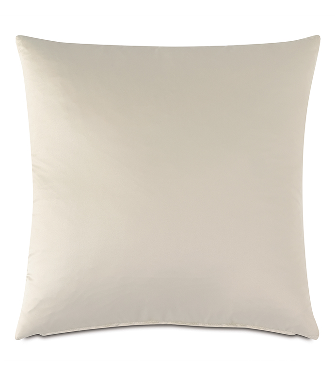 Silvio Grommet Decorative Pillow
