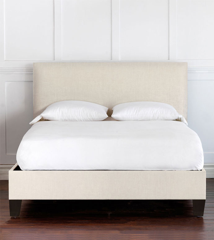 Malleo Upholstered Bed In Filly White