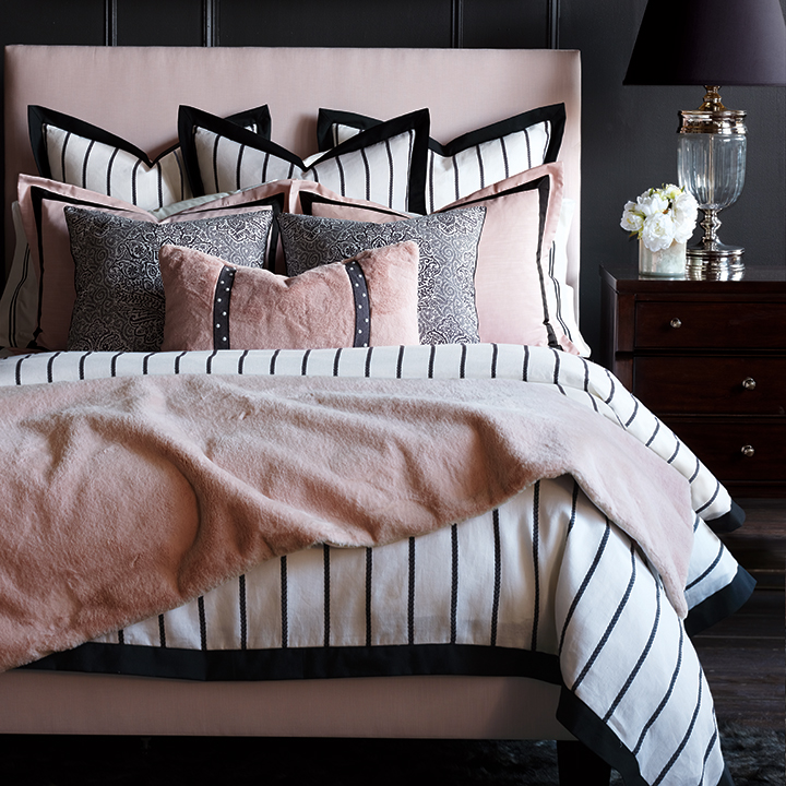 Spectator luxury bedding collection