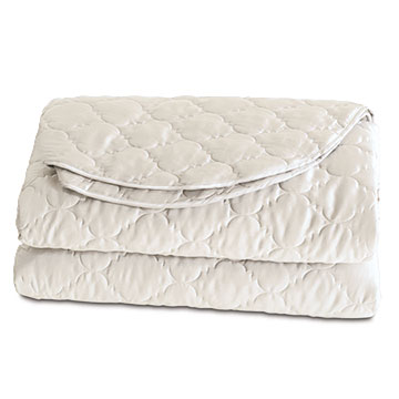 Viola Quilted Coverlet in Ivory